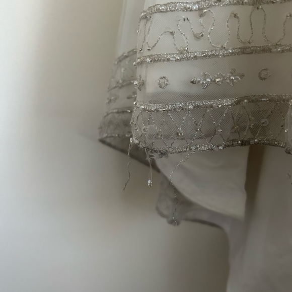 Mori Lee Beaded Wedding Gown Size 12 Sweetheart A-Line Cathedral Train bustle - Picture 5 of 16